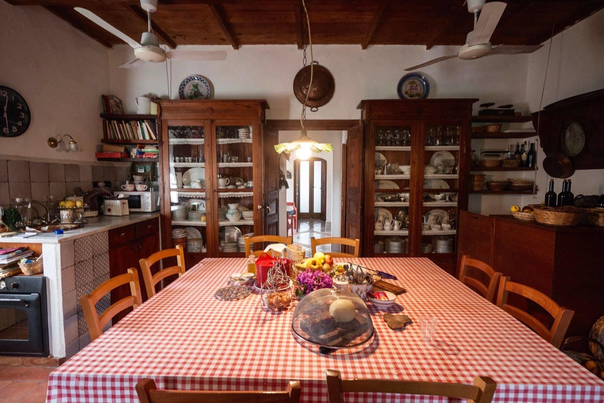 Villa Casa Migliaca à Pettineo Extérieur photo