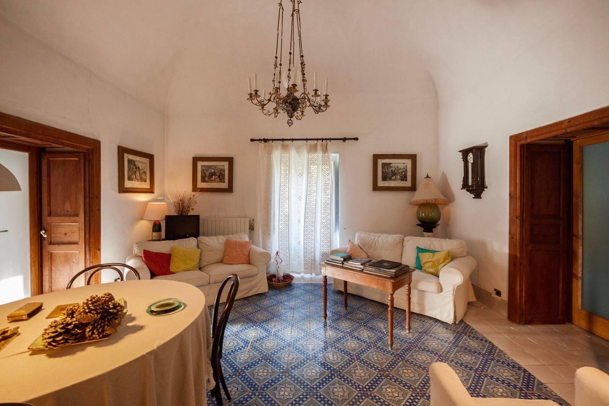 Villa Casa Migliaca à Pettineo Extérieur photo